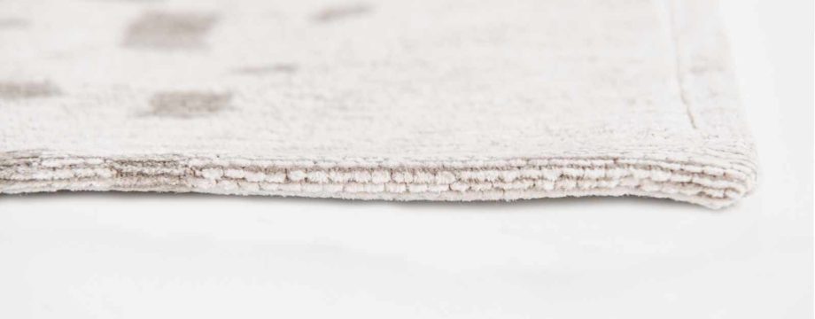 Louis De Poortere rug Villa Nova LX 8776 Freyr Line side