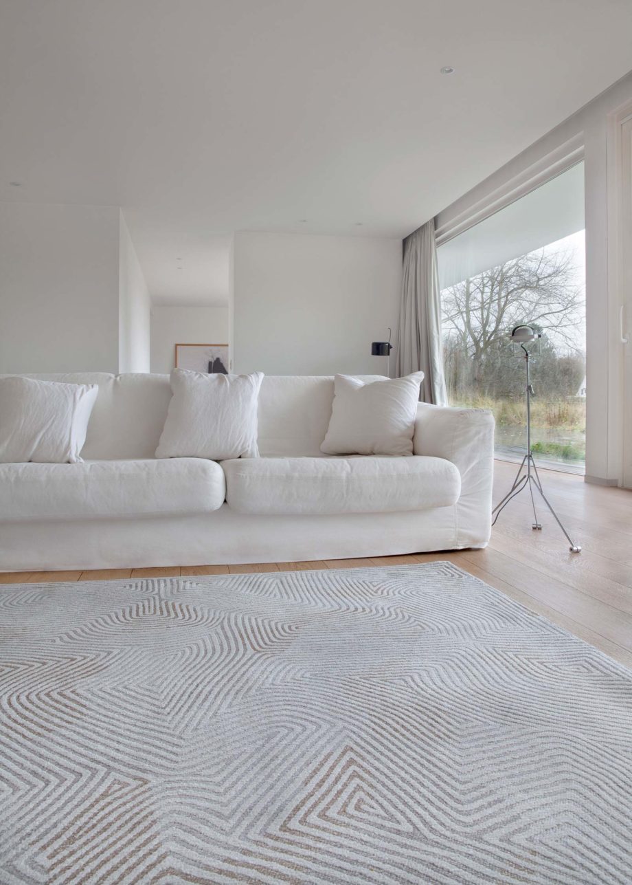 Louis De Poortere dywan LX 9228 Meditation Coral Oyster White interior 1