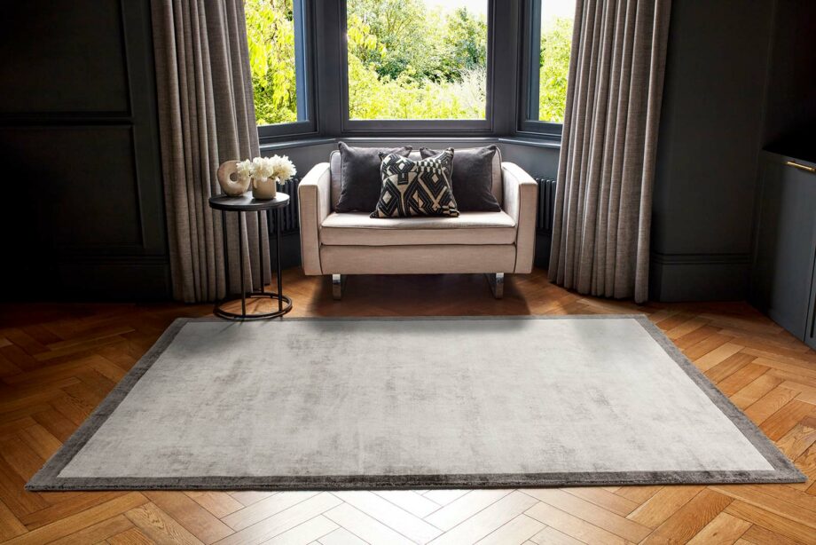 Asiatic dywan Blade Border 08 Silver Grey interior